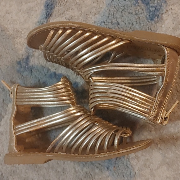 Sandals - Picture 5 of 7